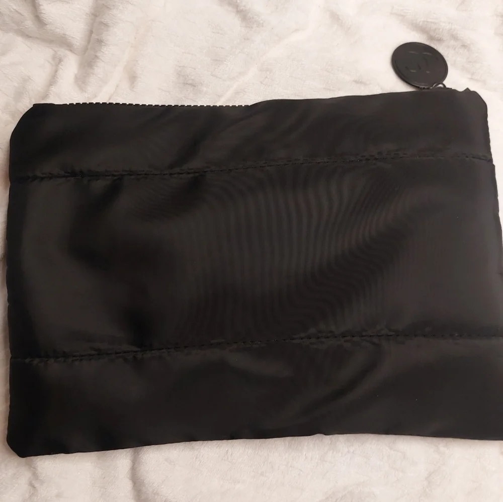 CHANEL Cream and Black Logo Protective Dust Cover